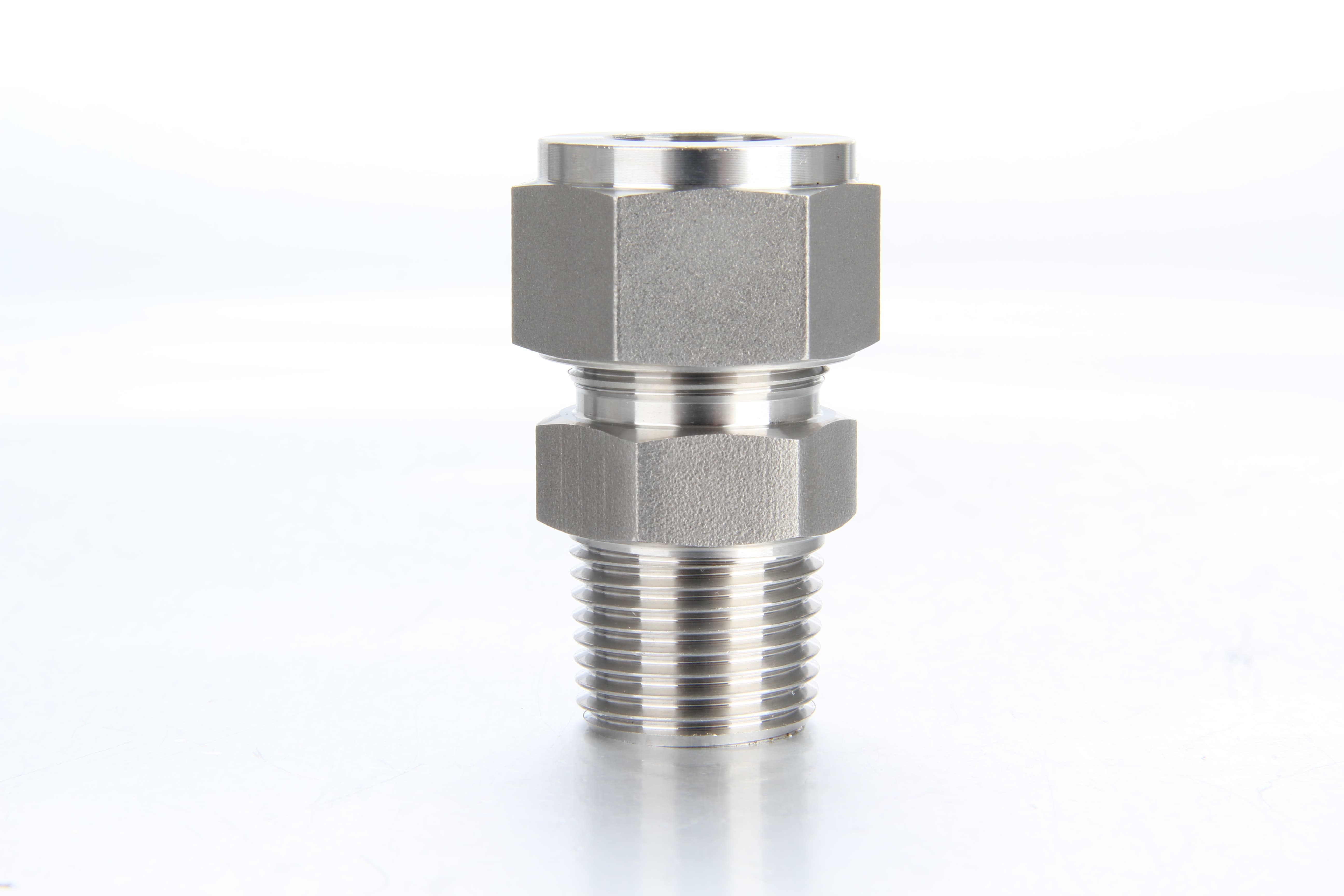 High pressure SS316 instrumentation male connector to NPT pipe thread adapter.