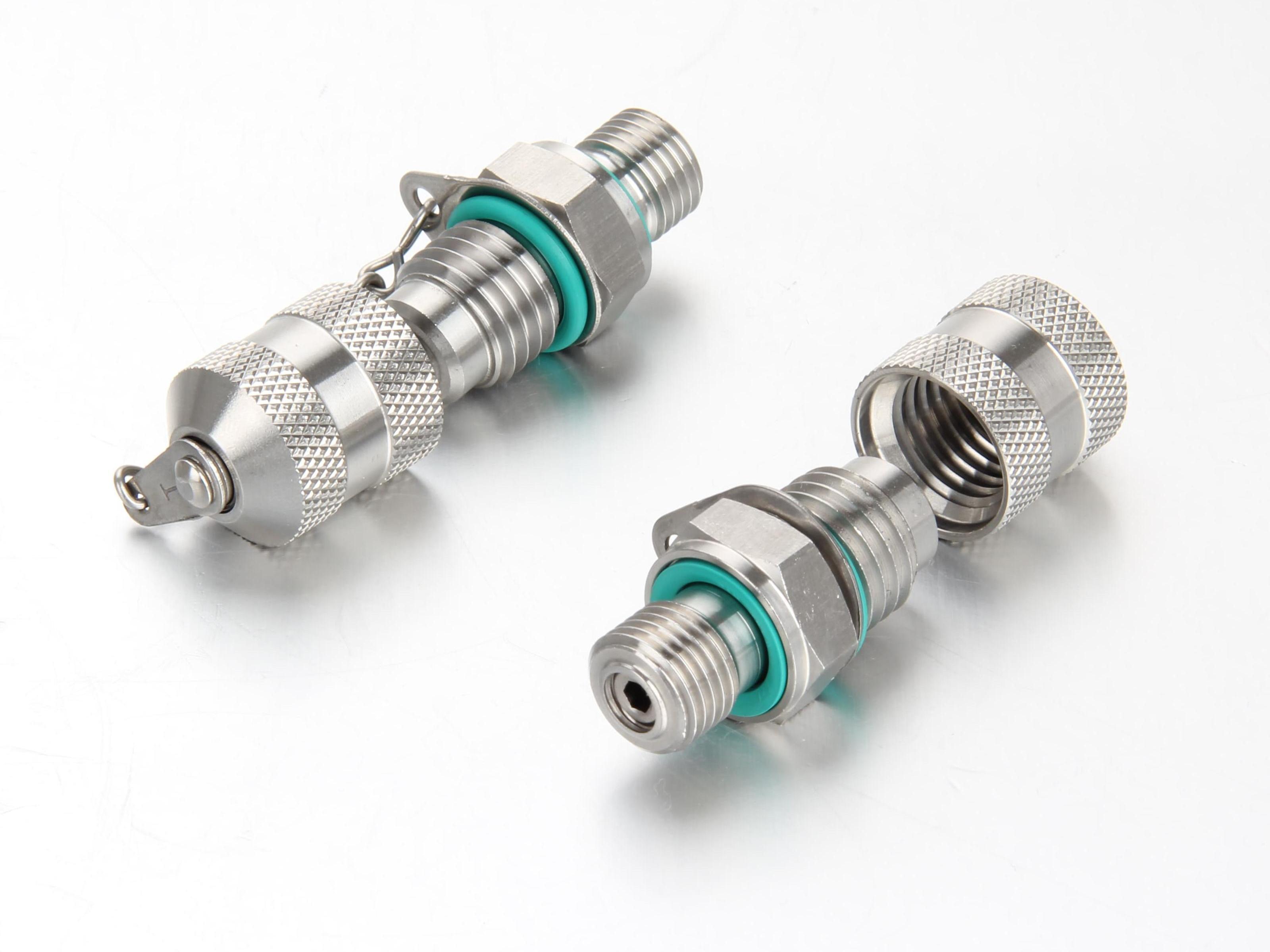 ISO 15171-2 stainless steel test point nipple assembled with a self-locking metal protective cap and anti-vibration O-ring.